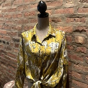 Zara oversized Yellow Elephant Print Button Down Blouse, Size Medium.